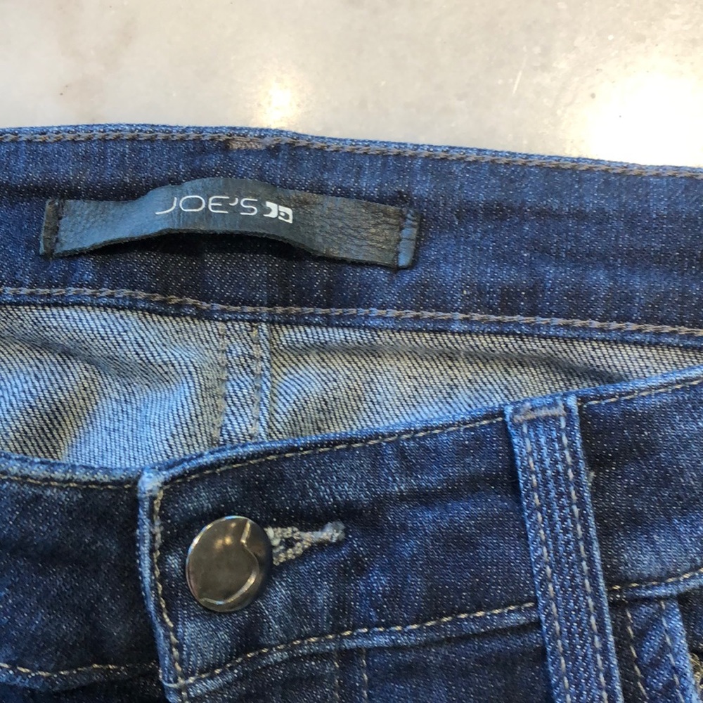 Joe’s “the skinny” denim. Sz 27 - Picture 3 of 6